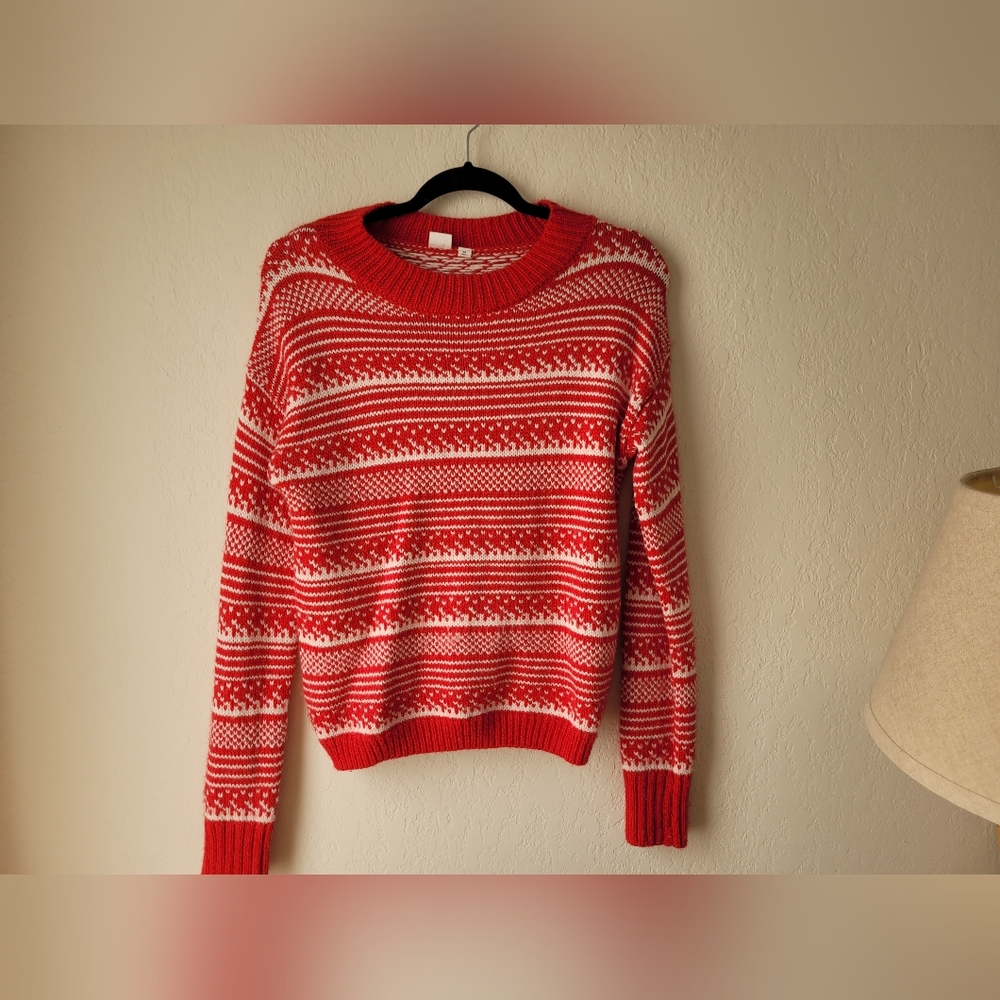 Gap Holiday red and white sweater | size XS